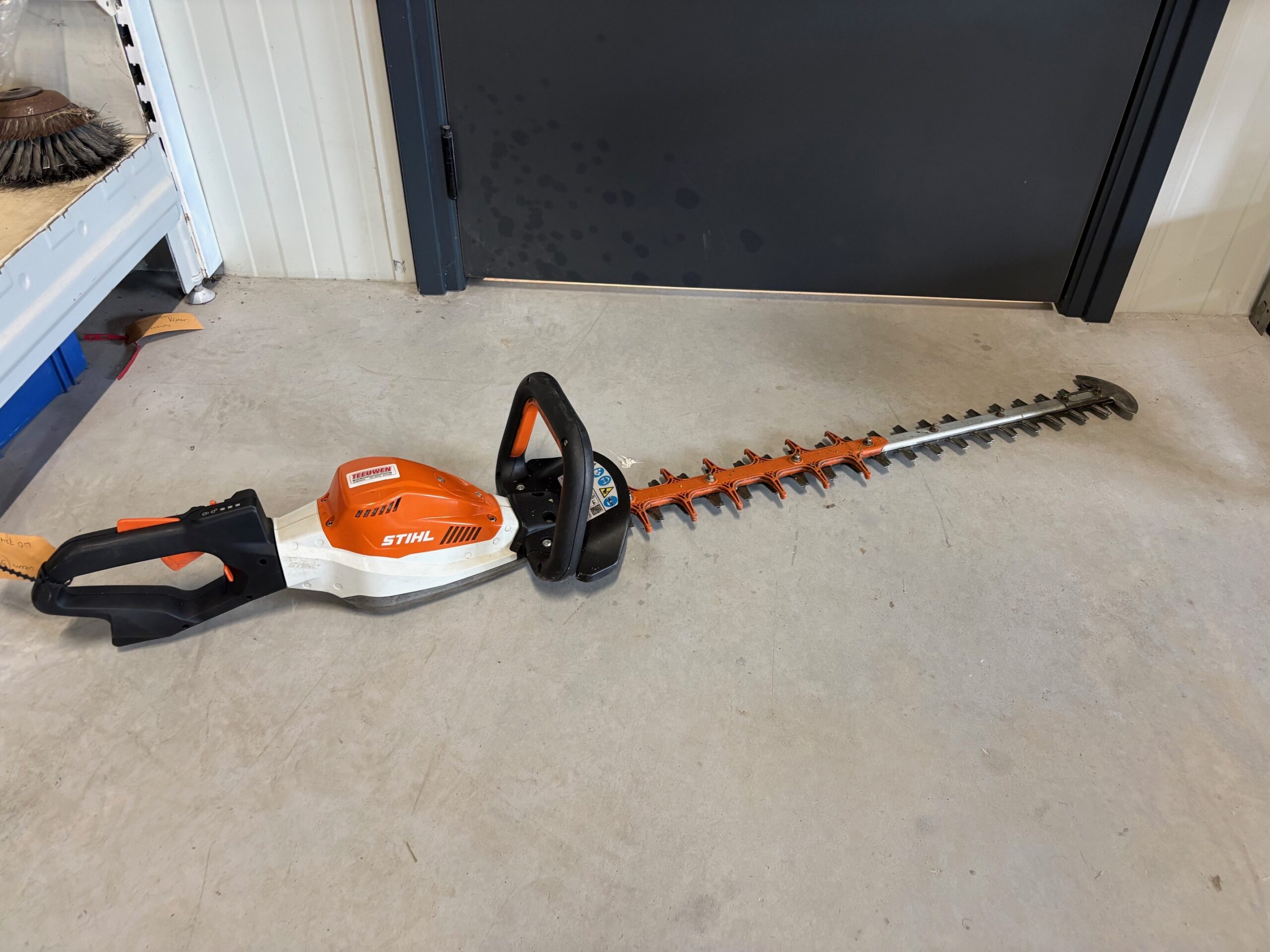 Stihl HSA 130 R accu heggenschaar (1)
