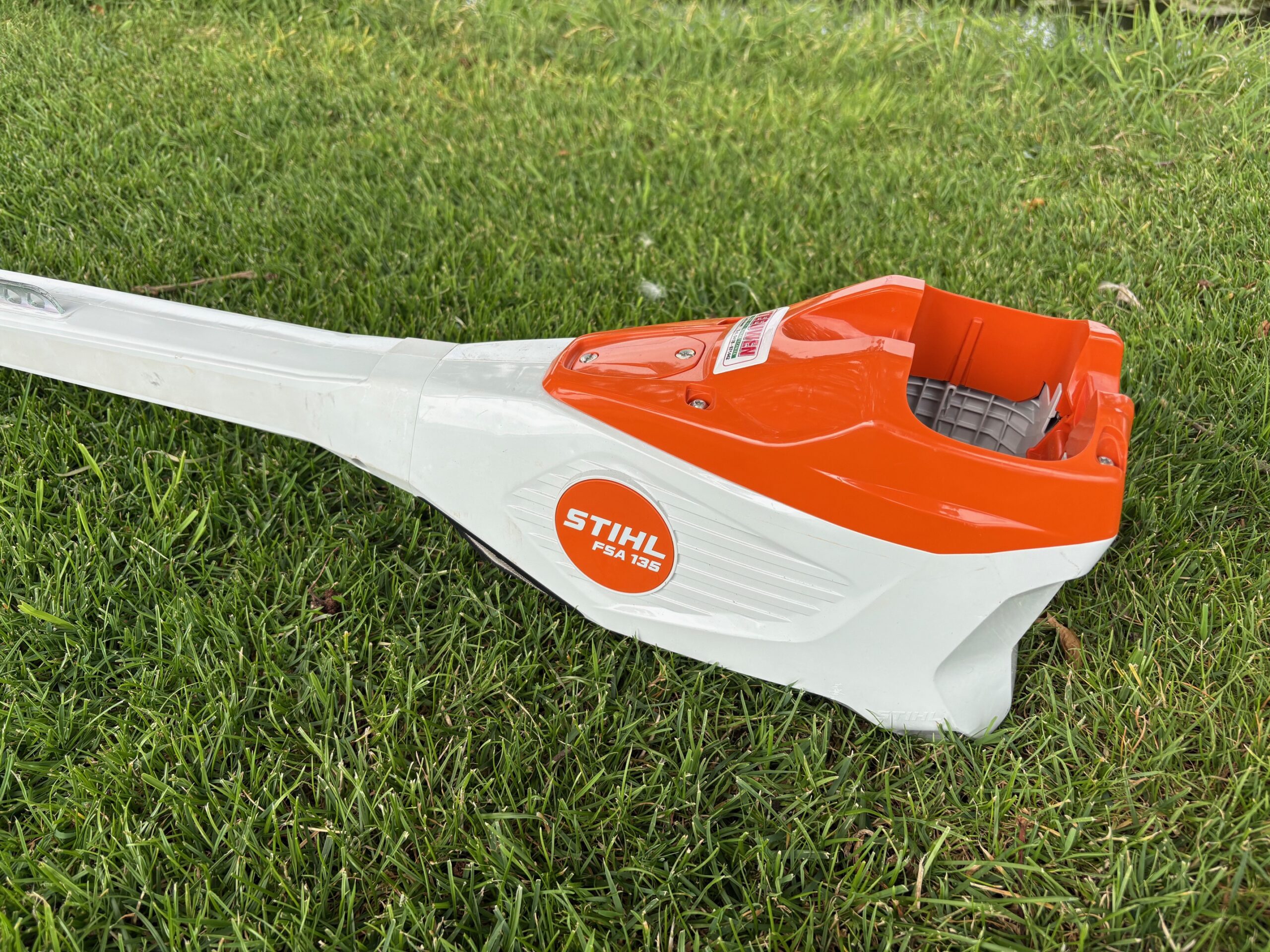 Stihl FSA 135 accu bosmaaier met mes - Afbeelding 4