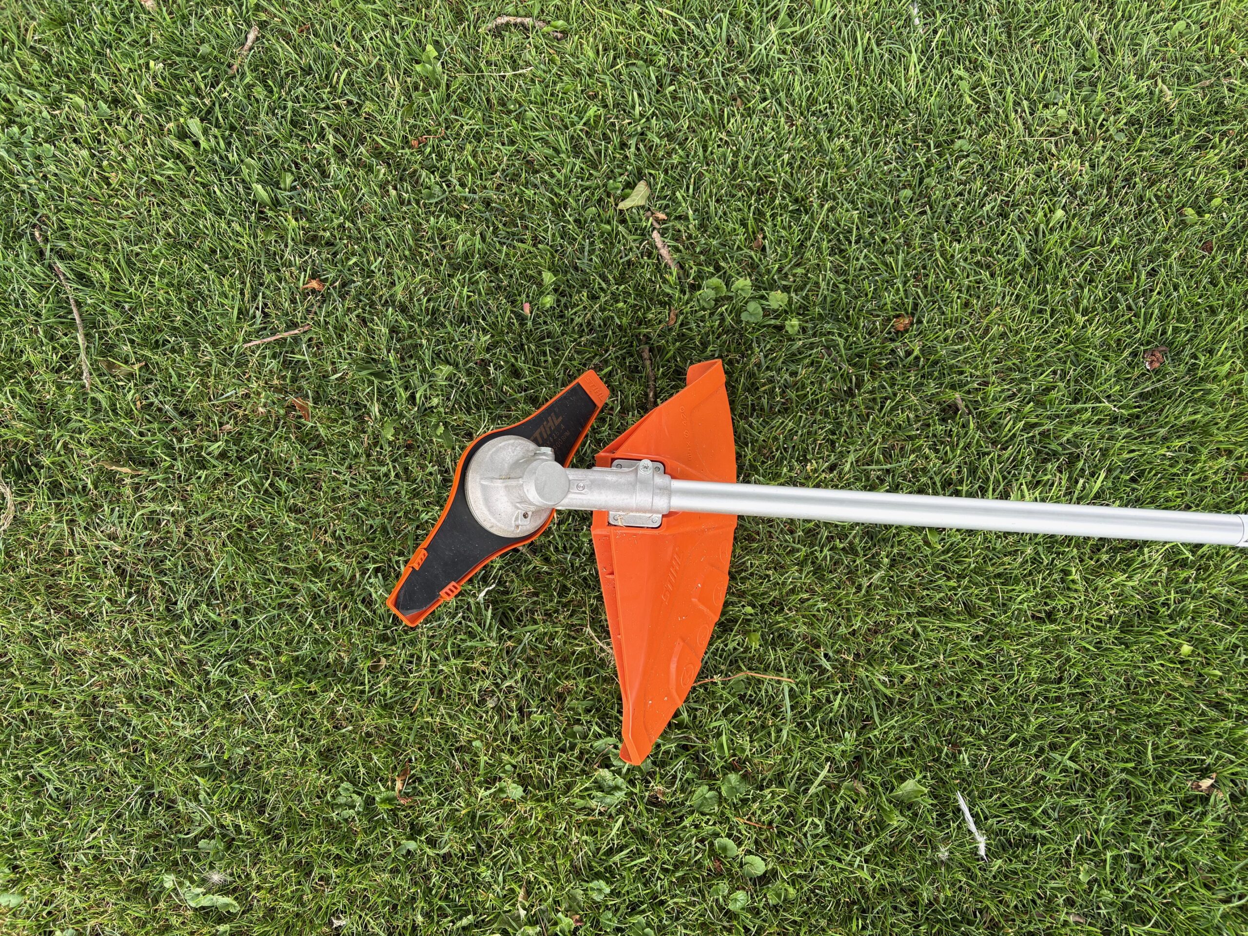 Stihl FSA 135 accu bosmaaier met mes - Afbeelding 3